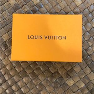 Louis Vuitton box